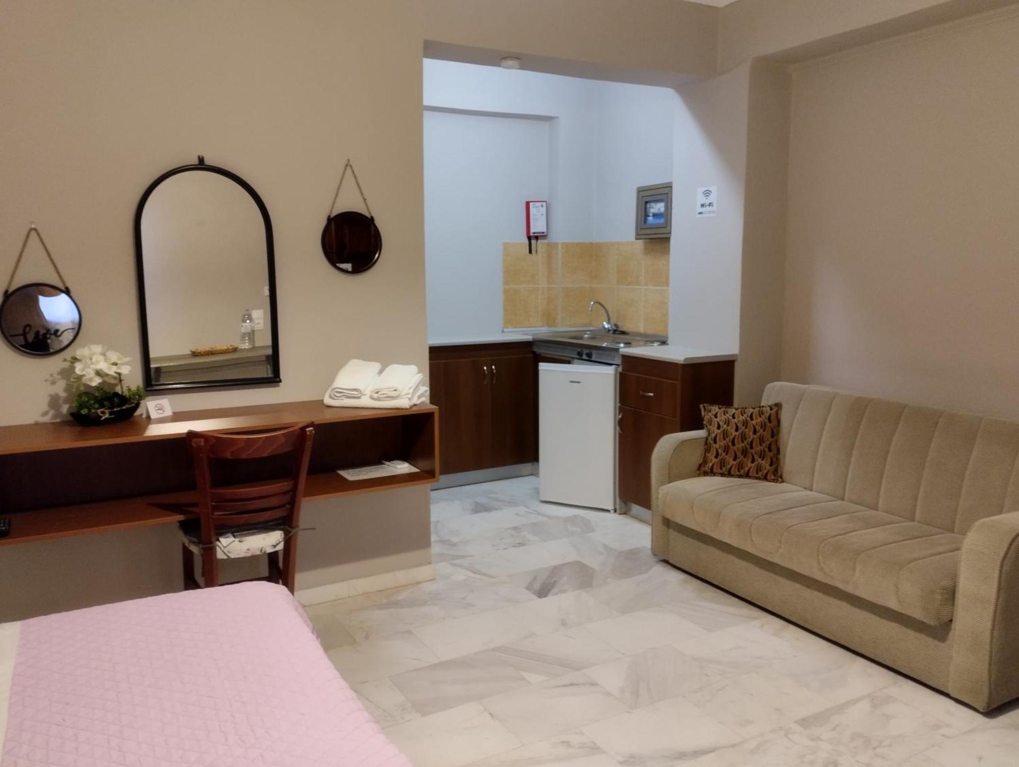 Hotel Miramare à Pétra Extérieur photo
