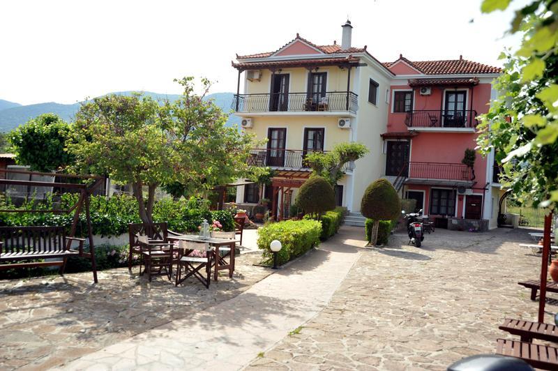 Hotel Miramare à Pétra Extérieur photo